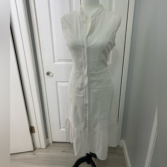 White sleeveless button up dress - Picture 1 of 3